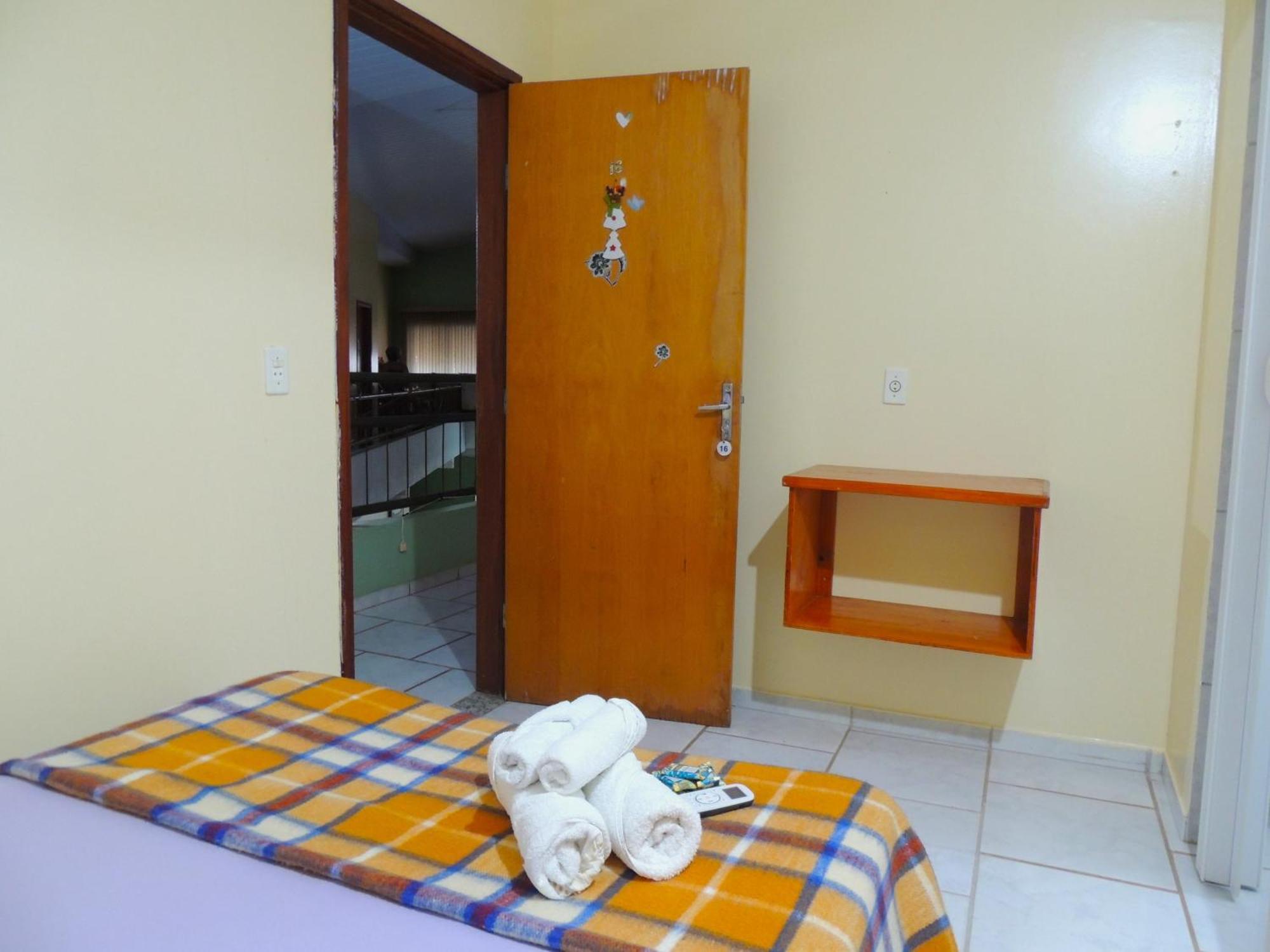 Pousada Santa Rita Abadiania Buitenkant foto