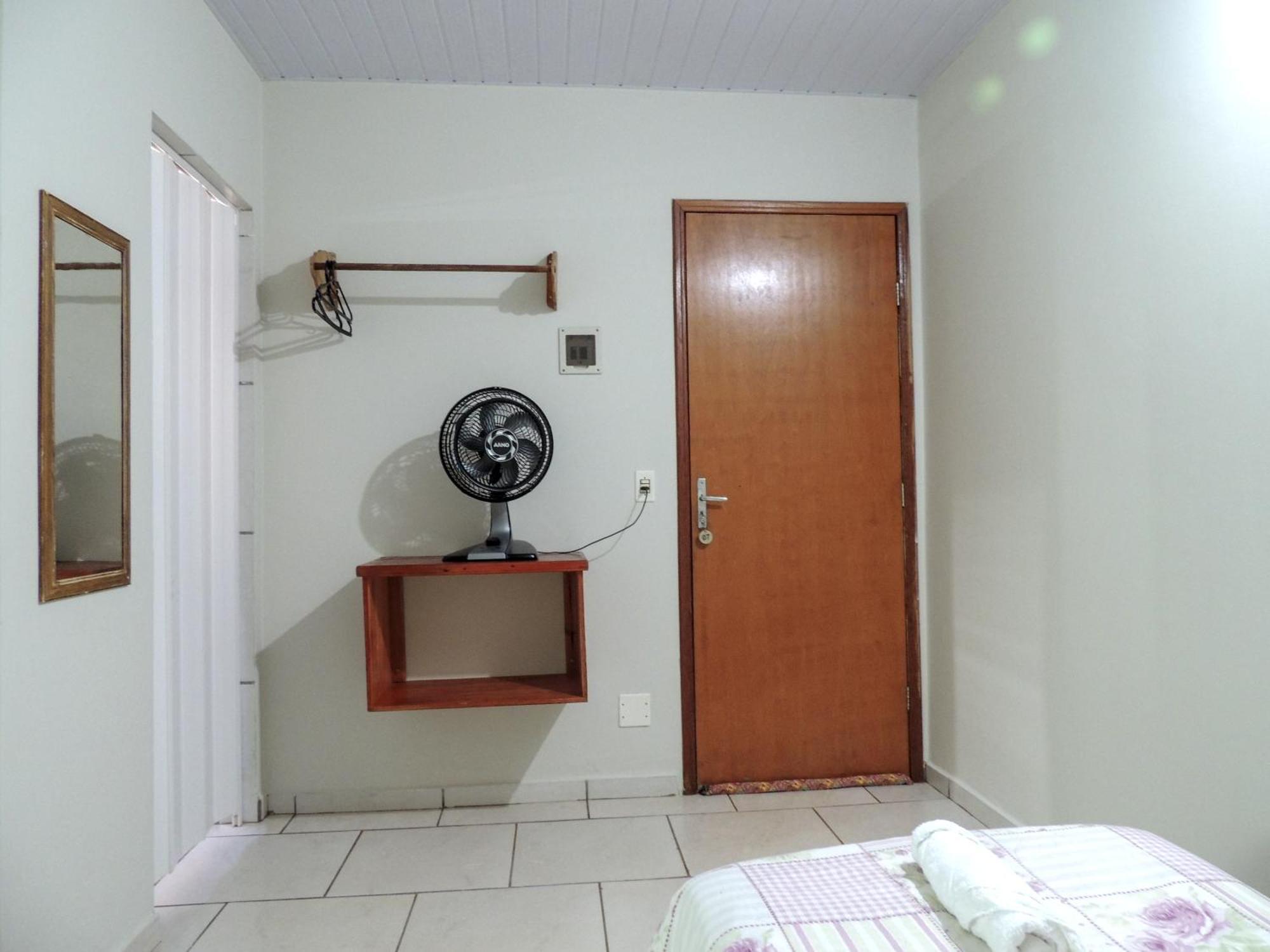 Pousada Santa Rita Abadiania Buitenkant foto